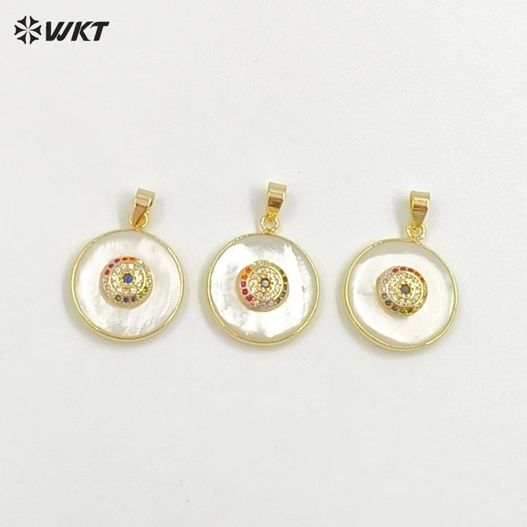 WT-MP308 Delicate Fashion Mother of Pearl Made Round Coin Micro Pave Eye Pendants With 18k Gold Bezel Around Jewelry
