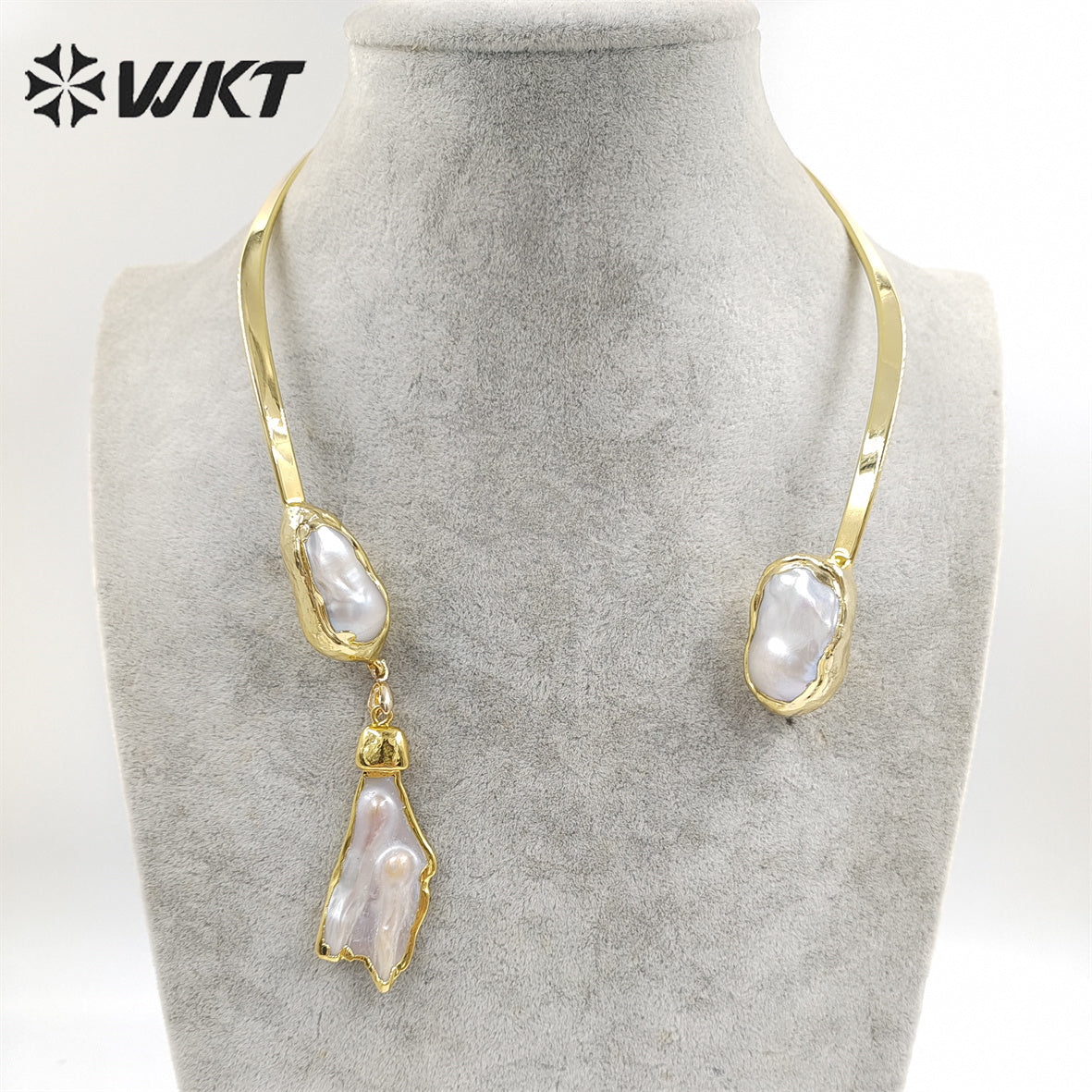 WT-JN212 Wholesale Fashion Gorgeous 18k Real Gold Plated Baroque Pearl Necklace Precious Noble Style Freshwater Pearl Necklace