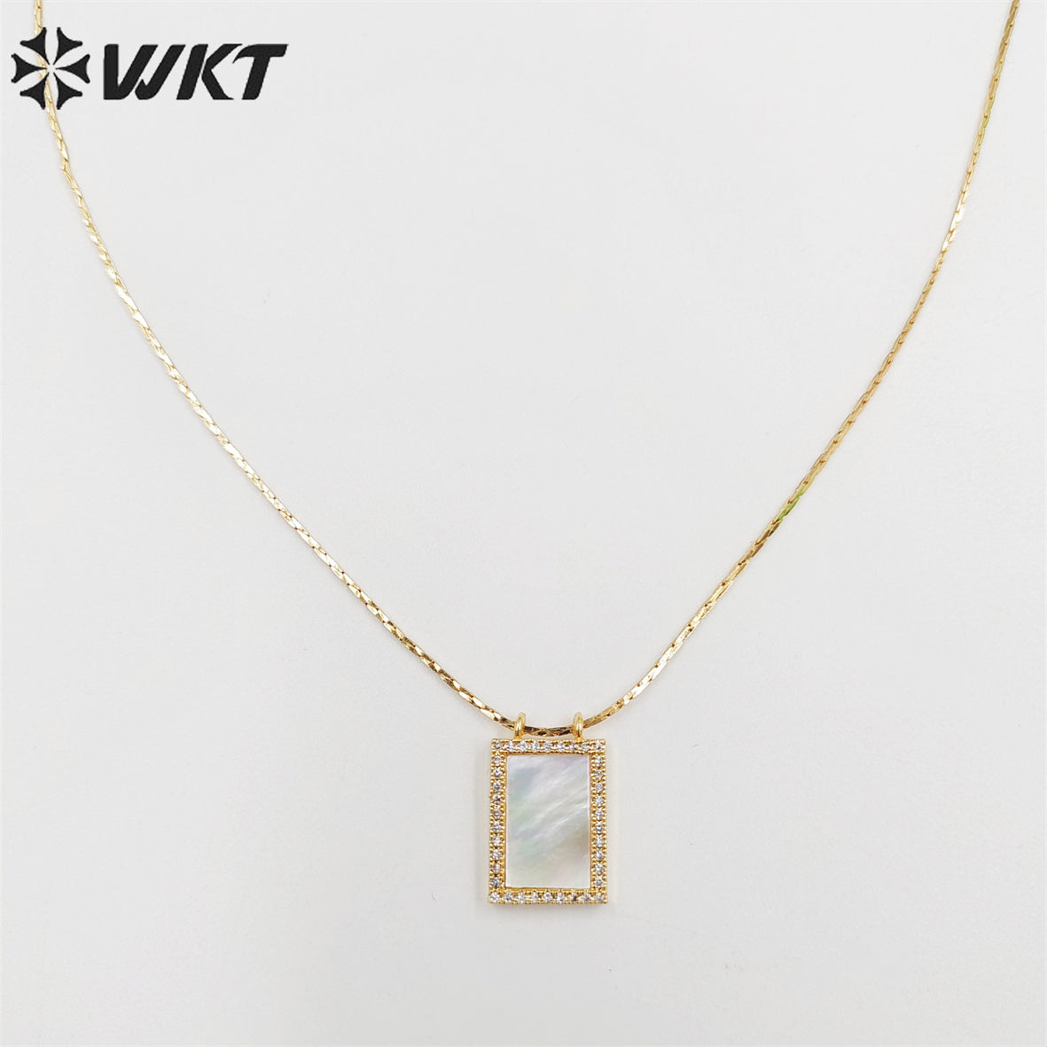 WT-JN214 WKT Newest Exclusive Tiny Long Square Natural Shell Necklace Lady Simple Micropaved Cubic Zircon Shell Necklace