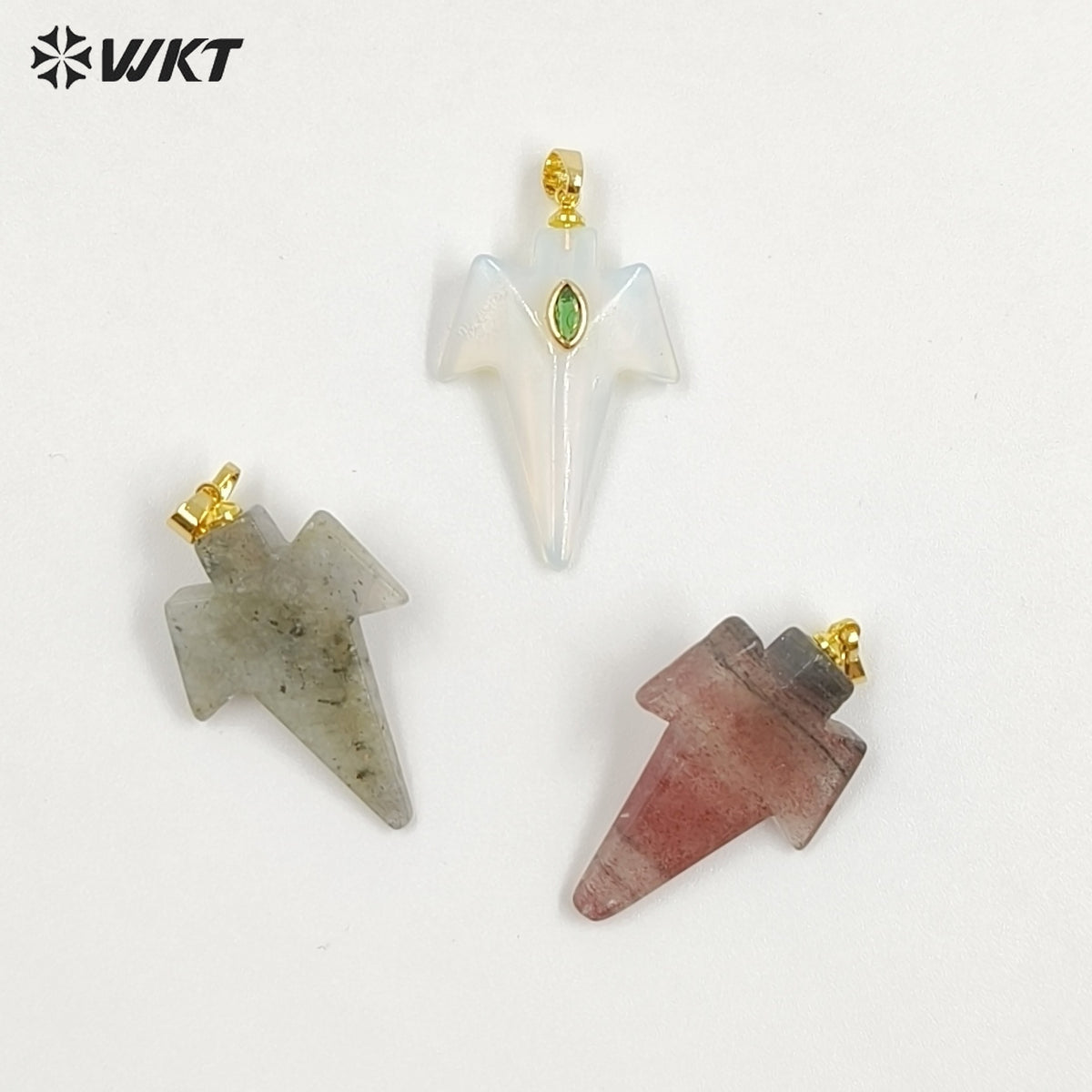 WT-P2096 Unique Design Zircon And Various Natural Gemstones Sword Shape Gold Pendants For Exclusive Necklaces Hand Making
