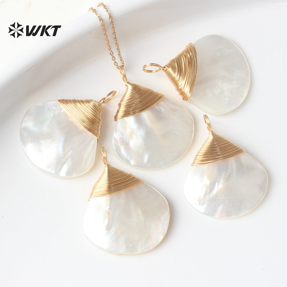 WT-JP443 Newest Sales Handmade Winding Wire Triangle Fan Shape White Shell Charm Pendants For Earrings Jewelry Accessories
