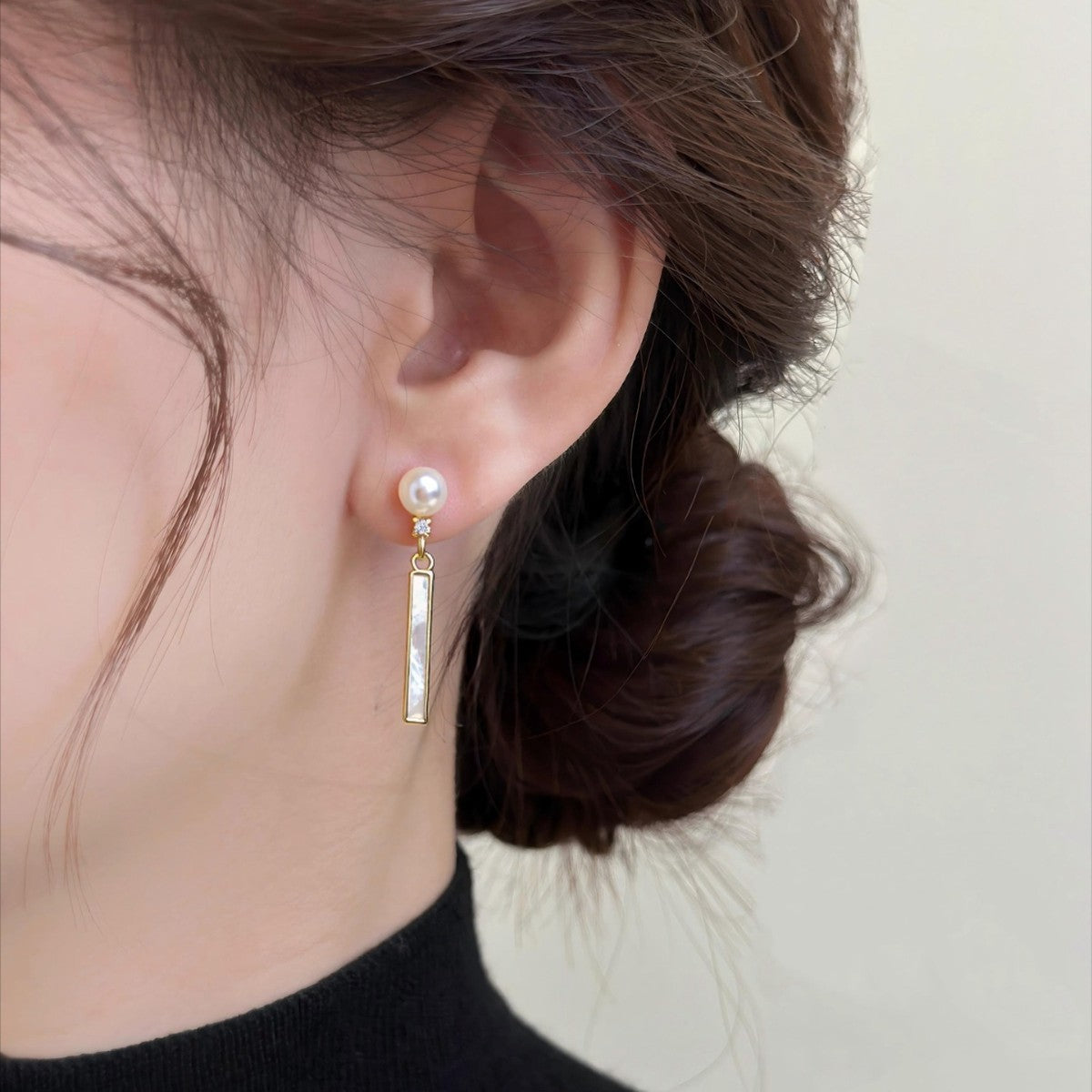 WT-MPE176 High Quality Trendy Gold and Silver Color Round Mother Of Pearl Long Pendants Earrings For Girls Party Jewelry
