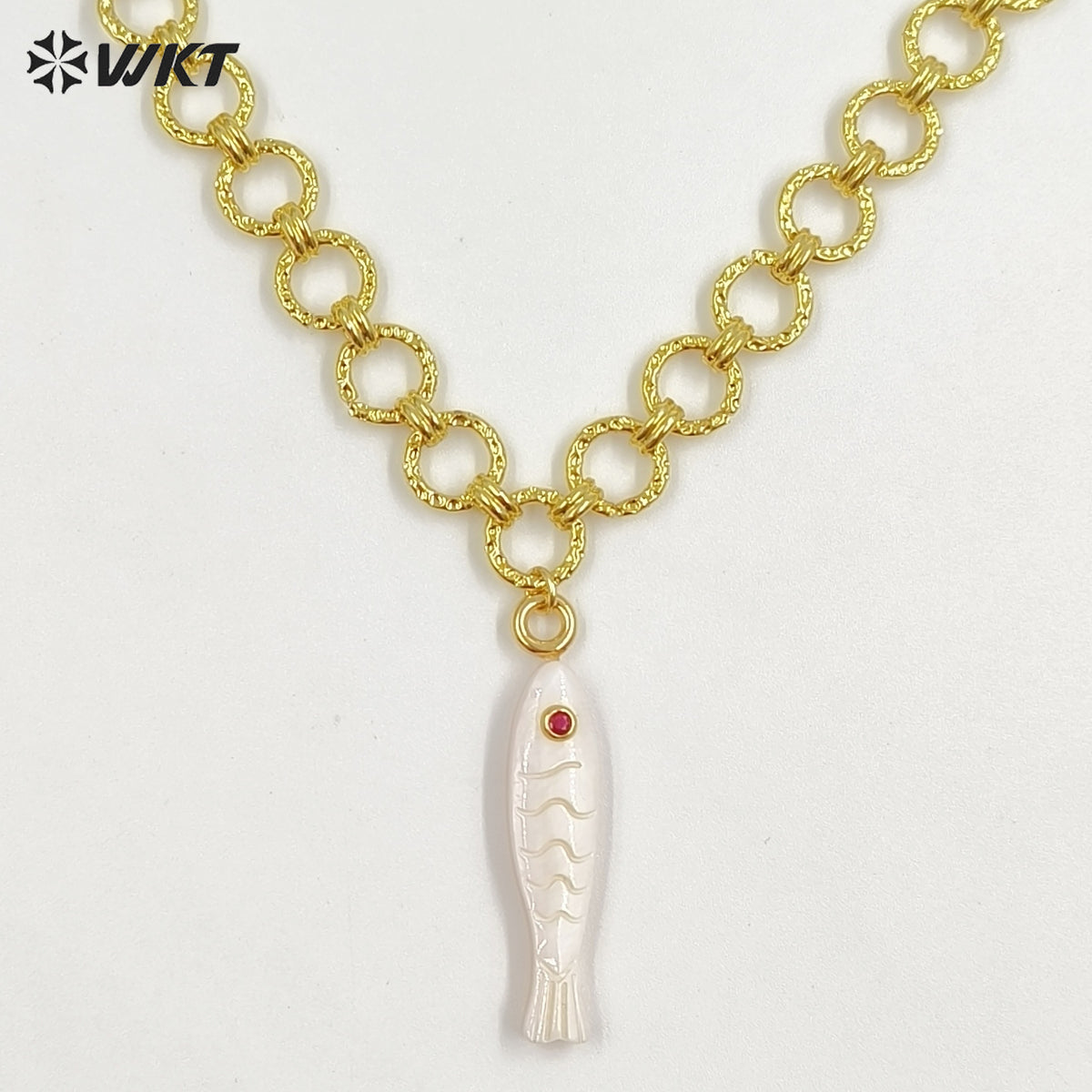 WT-JN398 Wonderful Design Gold Electroplated Thick And Thin Chain Splicing With Shell Pendant Necklaces As Women Fashion Jewelry