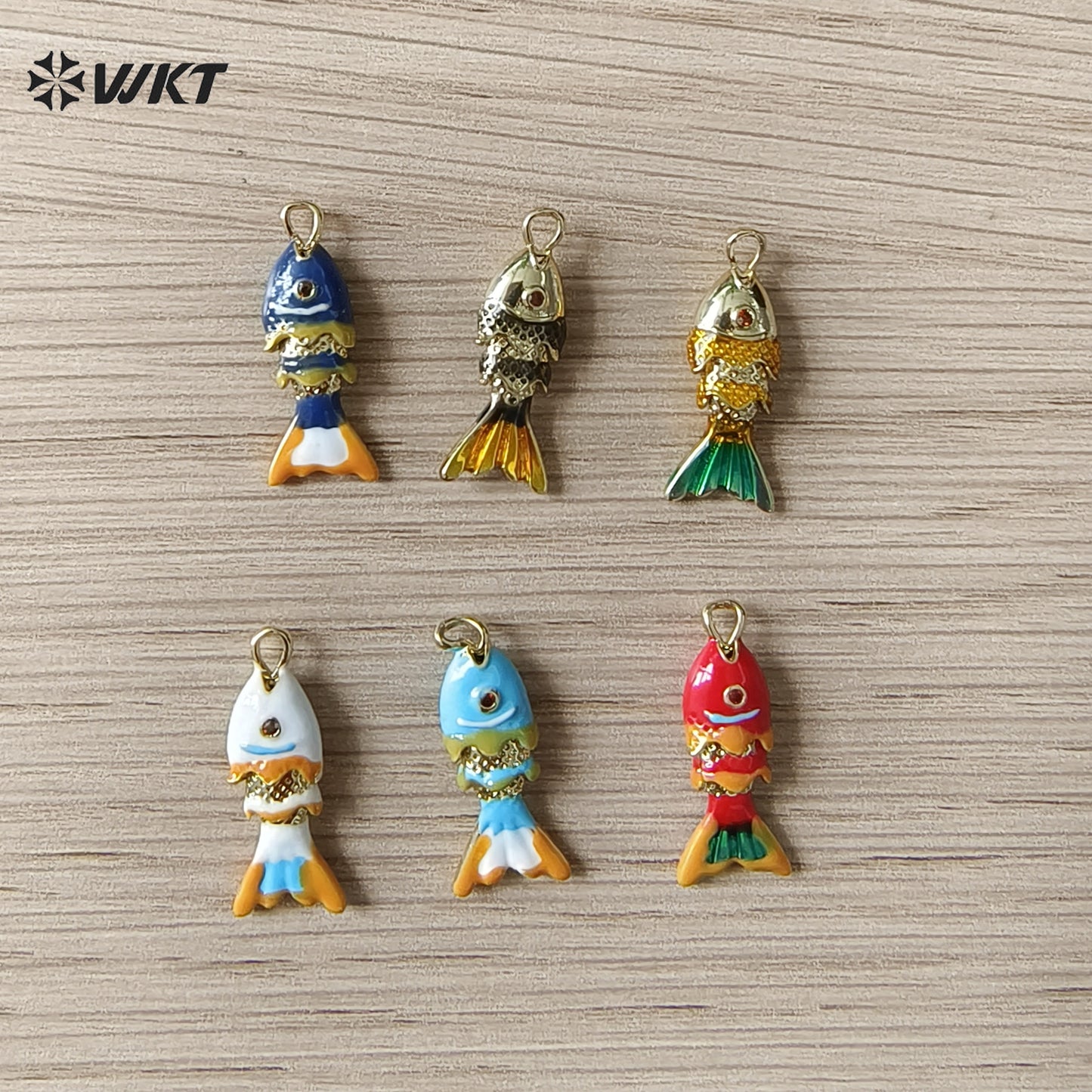 WT-MP322 High Quality Ocean Series Multi Designs Yellow Brass Gold Electroplated Metal Fish Shape Pendants As Jewelry Findings