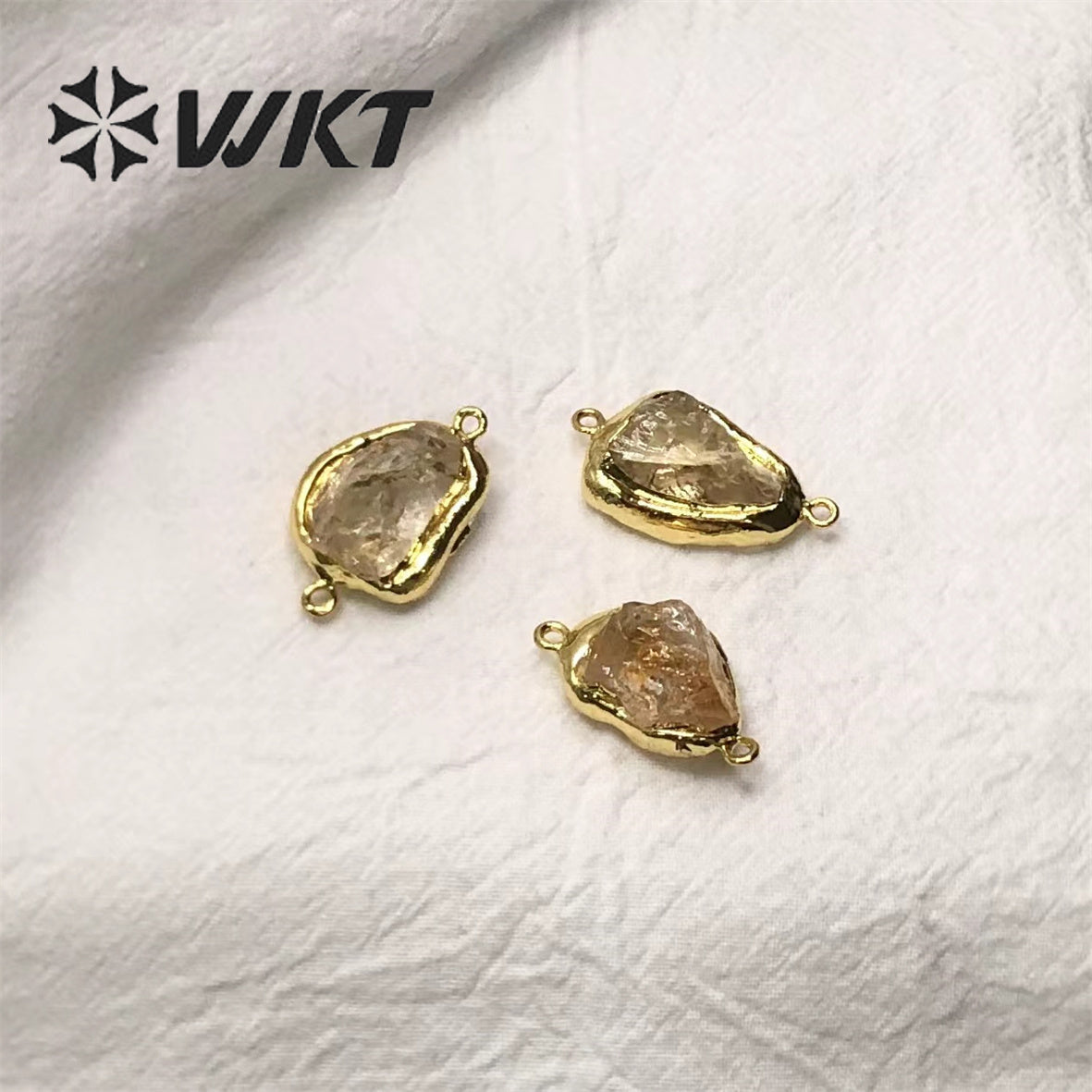 WT-C302 Best High Quality Yellow Crystal Spodumene Blue Apatite Pendant Stone Connector Beauty for Women As a Gift always Nice