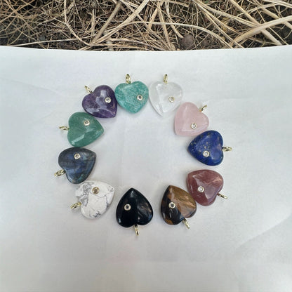 WT-P2028 Factory Wholesale Romantic Style Natural Gemstones And Zircon Heart Shape Pendants For Earrings Design Charms