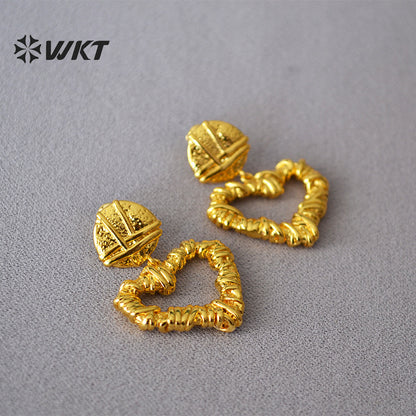 WT-E668 European and American Exaggerated Personality Earring Niche Thorns love Retro Earrings Silver Needle Stud Brass Earrings