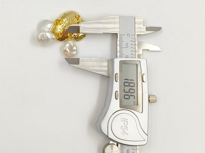 WT-MPE173 Delicate Gold Plated Metal And Natural Three Freshwater Pearls Flower Shape Drop Earrings For Lady Wedding Gift