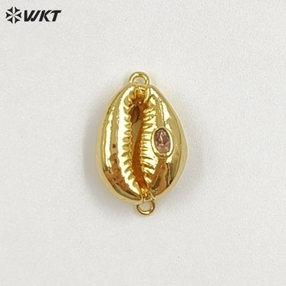 WT-P2131 Popular Fashion Gold Plated Cowrie Shell And Zircon Pendant With Double Hoops As Lady Bracelet Jewelry Accessory