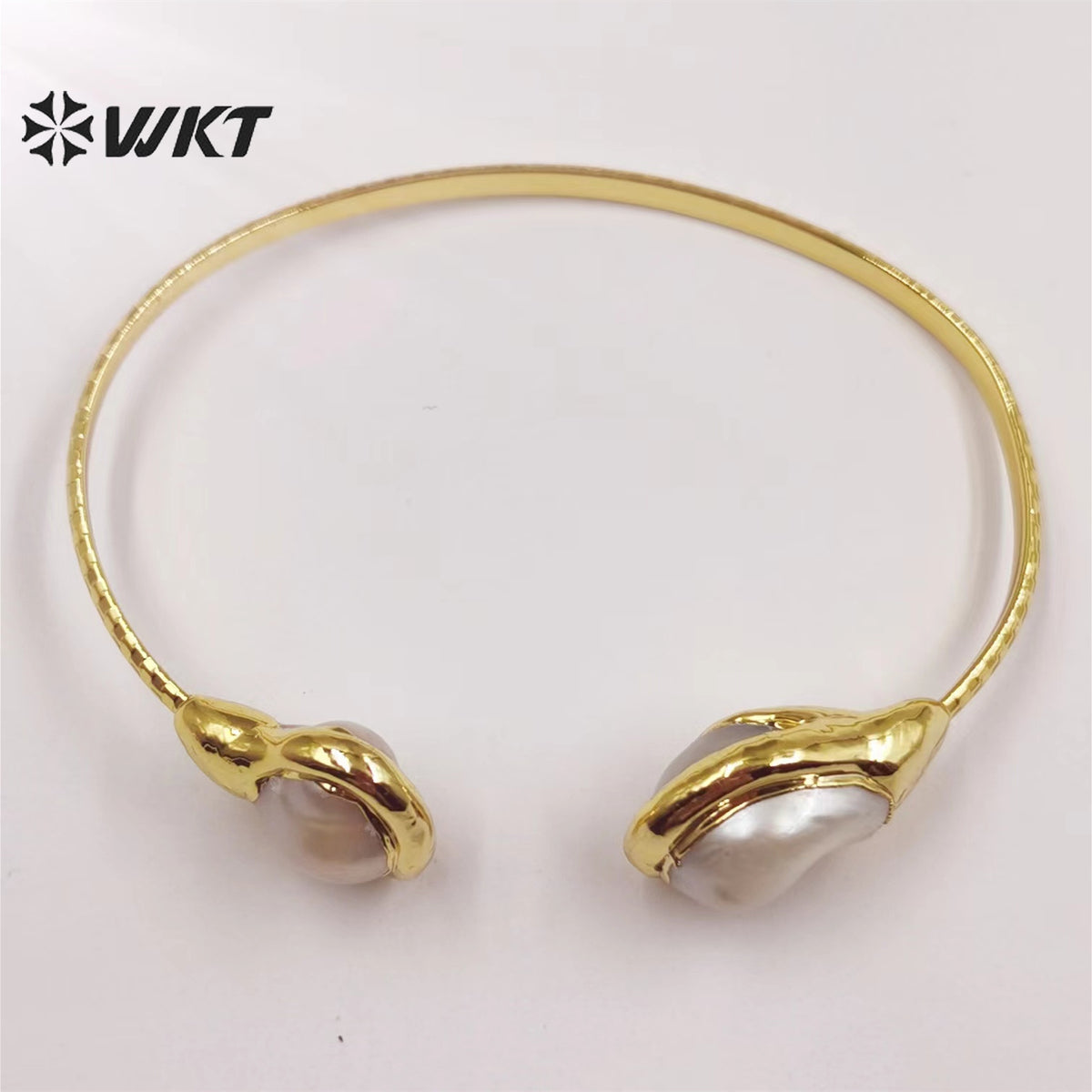 WT-MPB054 Fairness Pearl Yellow Brass 18k Gold Plated Bangles French Vintage Playful Adjustment Bangles Natural Pearl Bangles