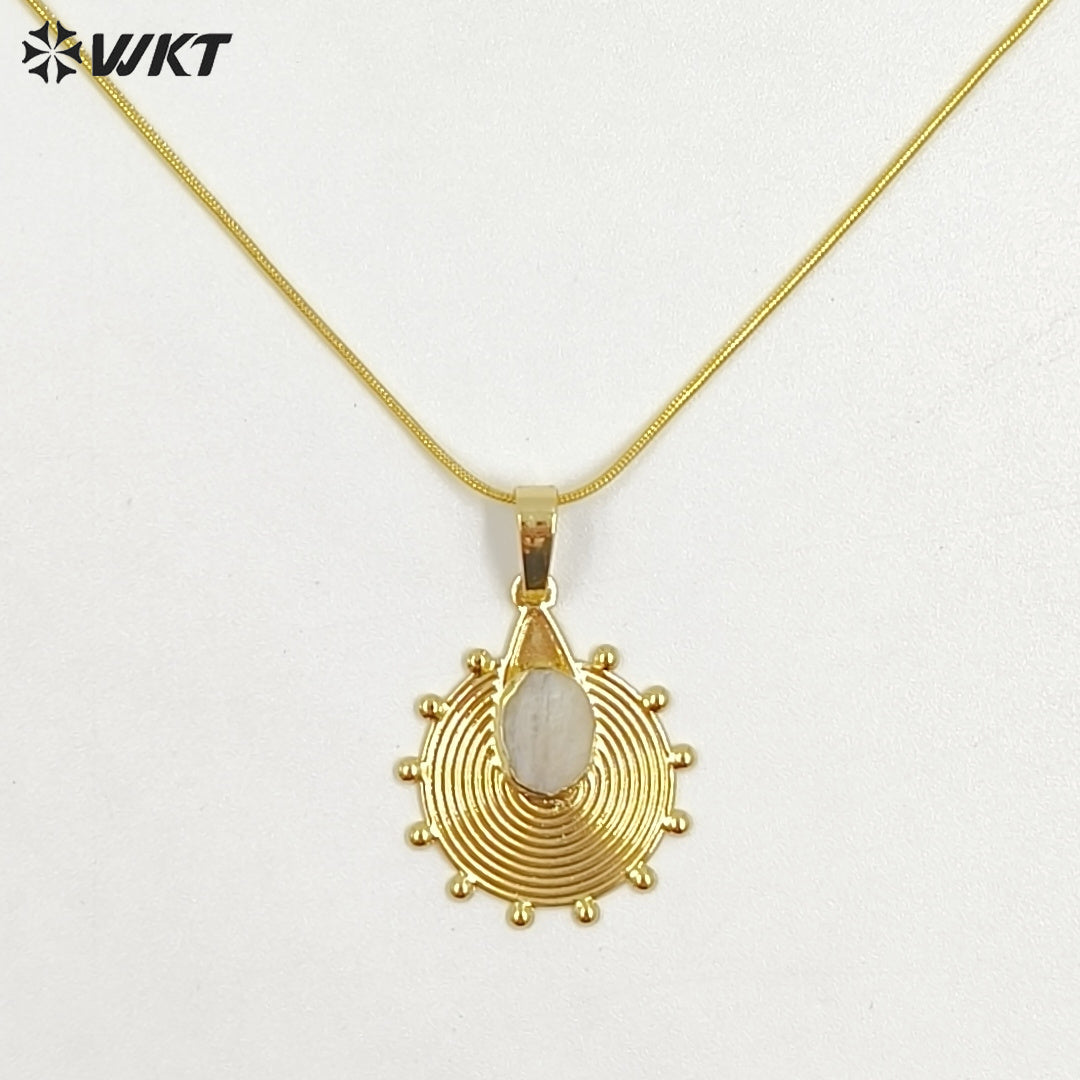 WT-N1545 Trendy Unique Gold Electroplated Natural Gemstone Sun Shape Pendant Necklaces As Women Party Wearing Accessory