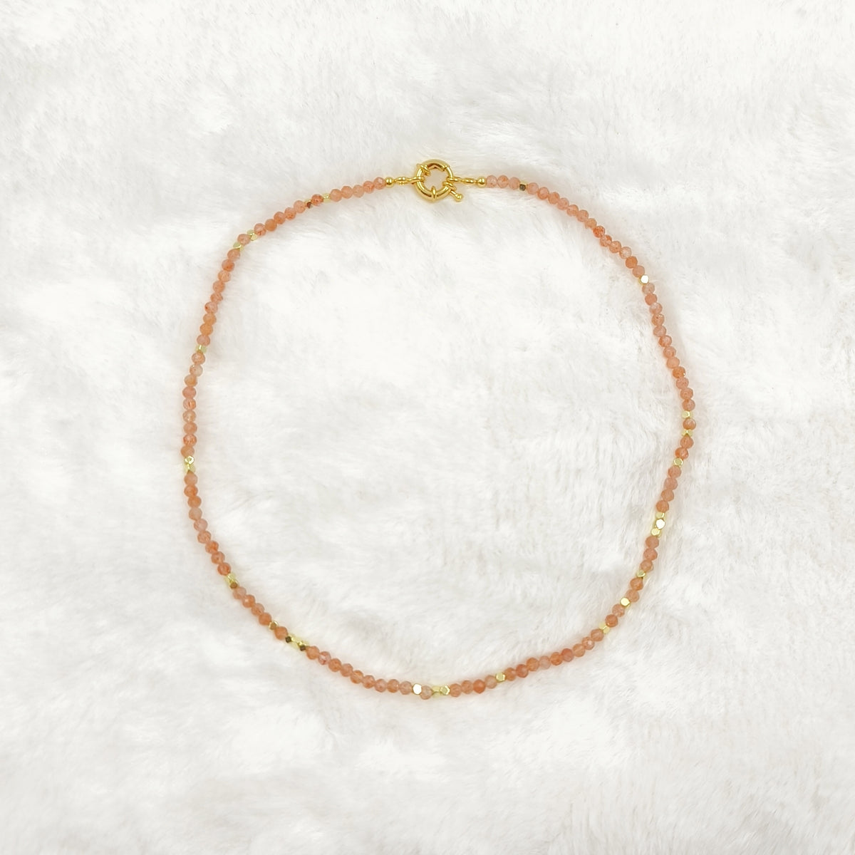 WT-N1443 WKT Best 2023 Newest Natural Aura Cluster Quartz Necklace Women Simple Hoop Aura 3MM Stone Beads Necklace