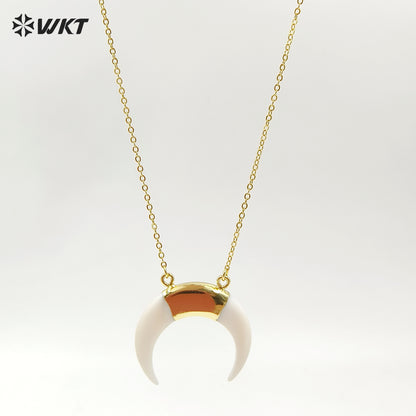 WT-N638 New Arrival Mother of Pearl Crescent Horn Pendant Necklace White Double Loops With 24k Gold Plated Tiny Chain For Gift