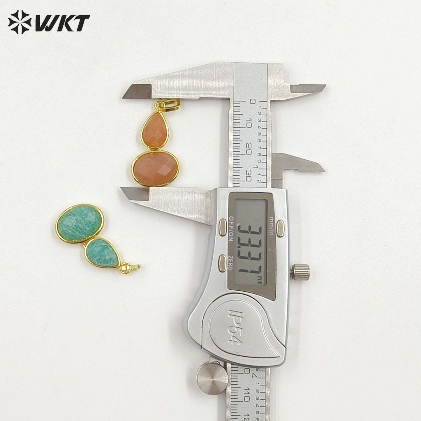 WT-P2128 Delicate 18K Gold Plated Various Natural Gemstones Gourd Shape Charms Pendants For Lady Necklace Making Decorative