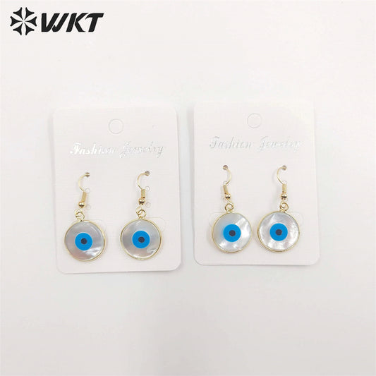 WT-E162 Wholesale Fashion Gold Plated Bezel Eye Earrings, Women Gold Shell Eye Earrings Natural Shell Earrings