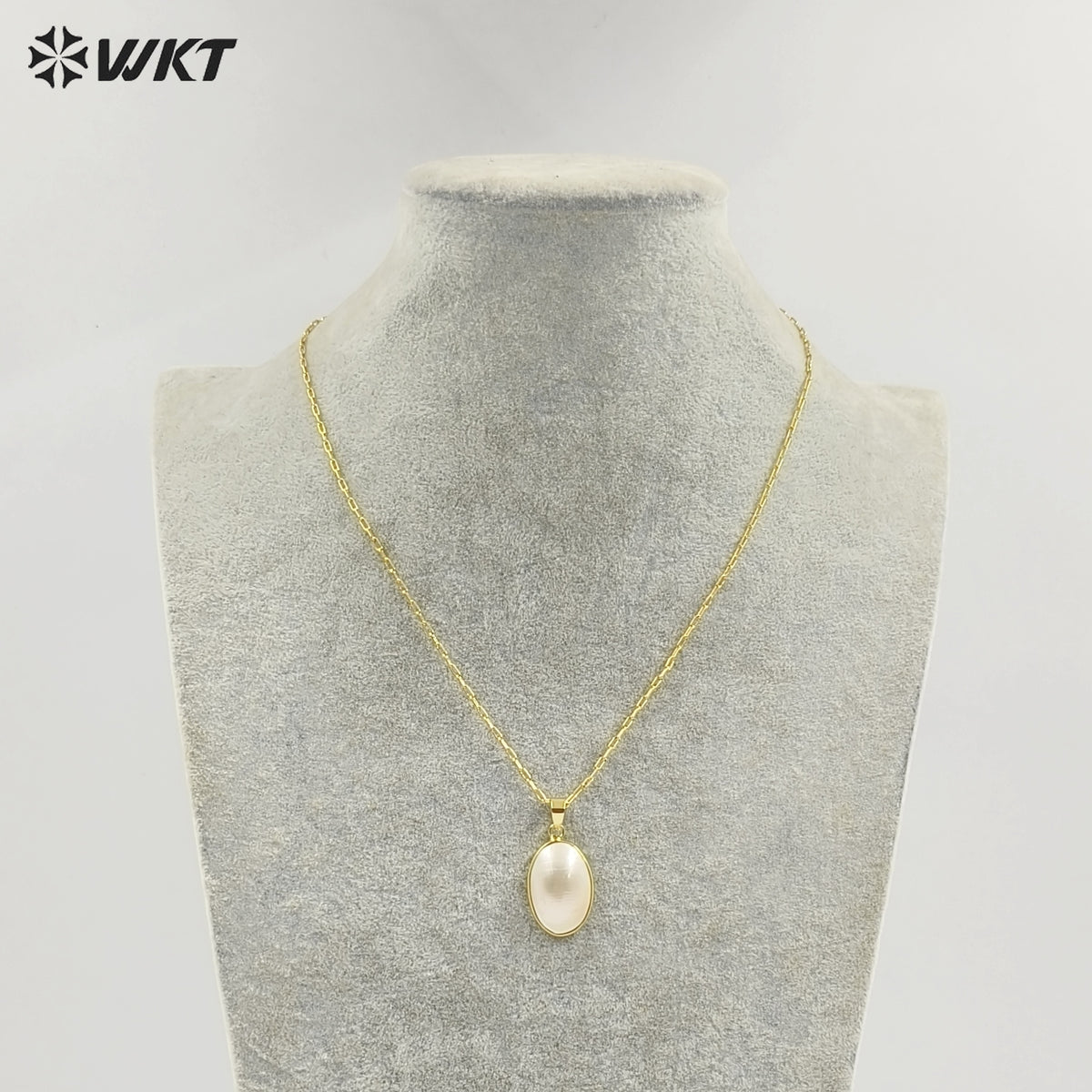 WT-JN384 Wholesale Simple Style Gold Electroplated Oval Mabe Shell Pendant Necklaces For Women Fashion Jewelry Matching