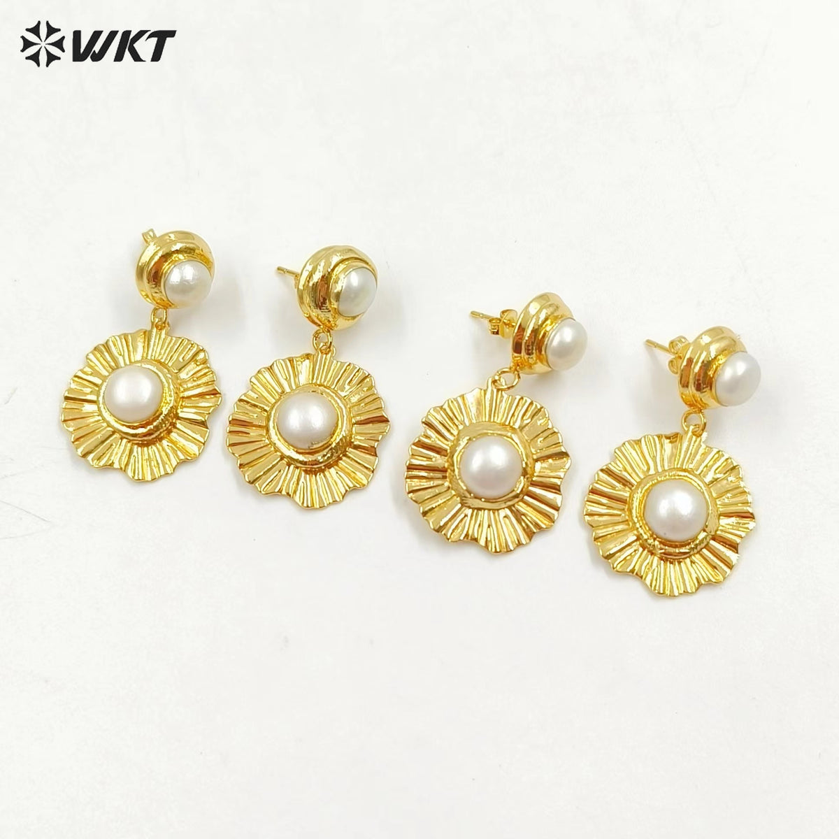 WT-MPE126 WKT New Design Elegant Women 18K Real Gold Plated Fashion Uneven Metal With Natural Pearl Dangle Earrings