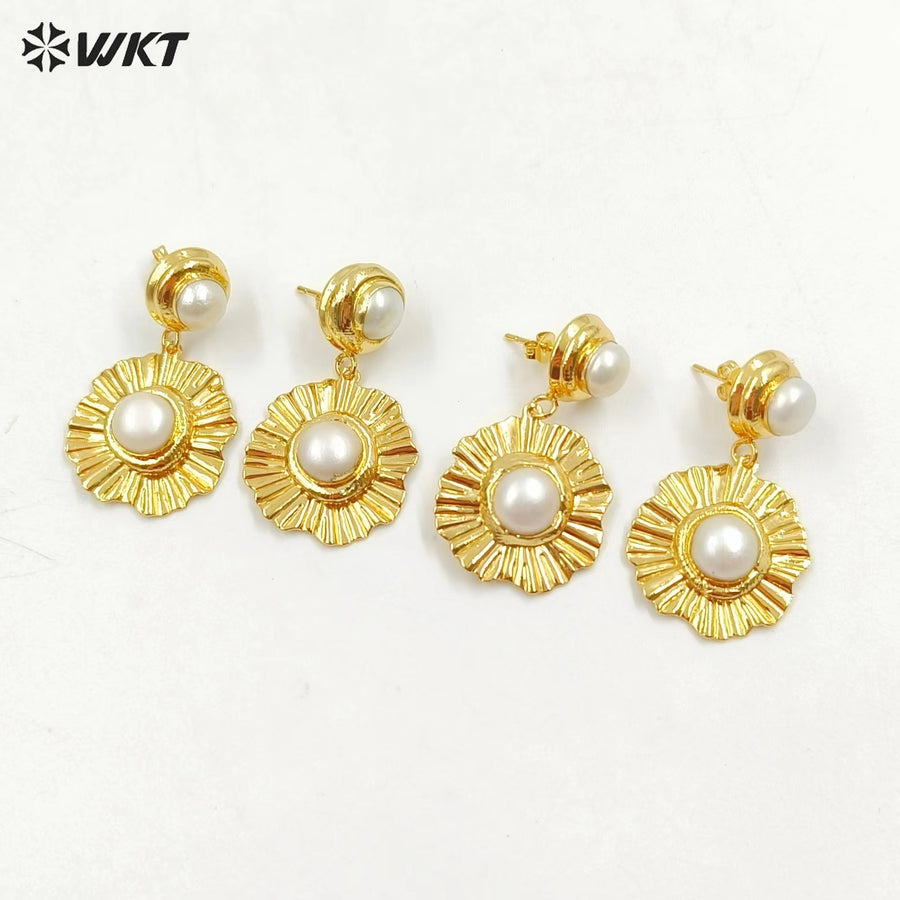 WT-MPE126 WKT New Design Elegant Women 18K Real Gold Plated Fashion Uneven Metal With Natural Pearl Dangle Earrings