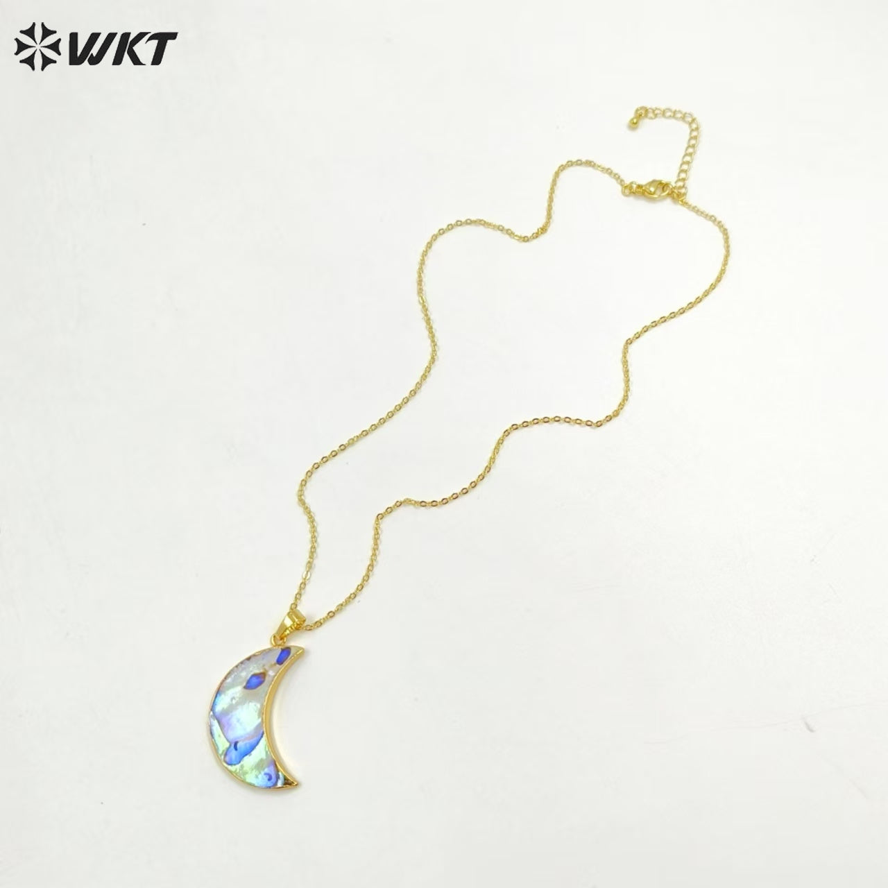 WT-N771 Wholesale Hot Shape Natural Paua Shell Crescent Horn Necklace 18k Real Gold Plated Abalone Crescent Horn Necklace