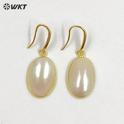 WT-MPE183 Trendy Elegant Gold Electroplated Oval Smooth Mabe Shell Women Earrings For Friend Good Quality Jewelry Gifts