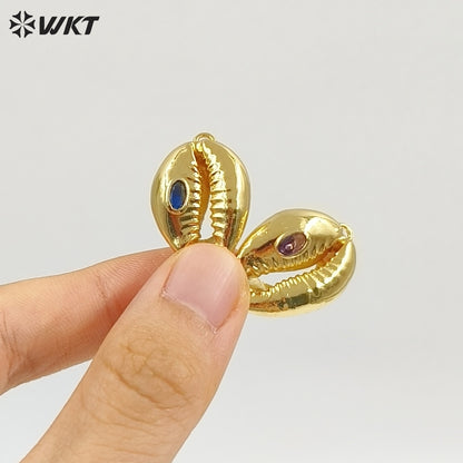 WT-P2131 Popular Fashion Gold Plated Cowrie Shell And Zircon Pendant With Double Hoops As Lady Bracelet Jewelry Accessory