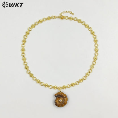 WT-N1507 Fashion Lovely Gold Plated Zircon And Natural Gemstones Carved Trumpet Pendant Necklaces As Women Birthday Gift Jewelry