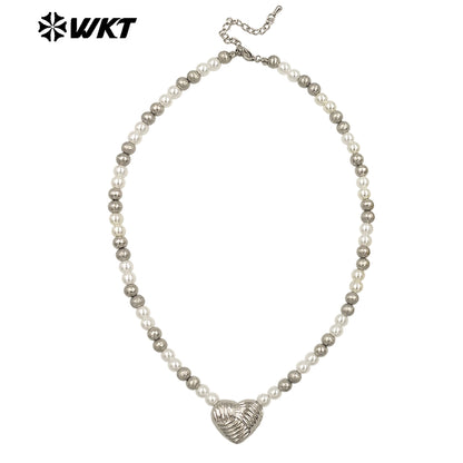 WT-JN288 New Design Gold and Silver Artificial Pearl Beads Heart Shape Texture Shell Necklace for Women As Valentine's Day Gift