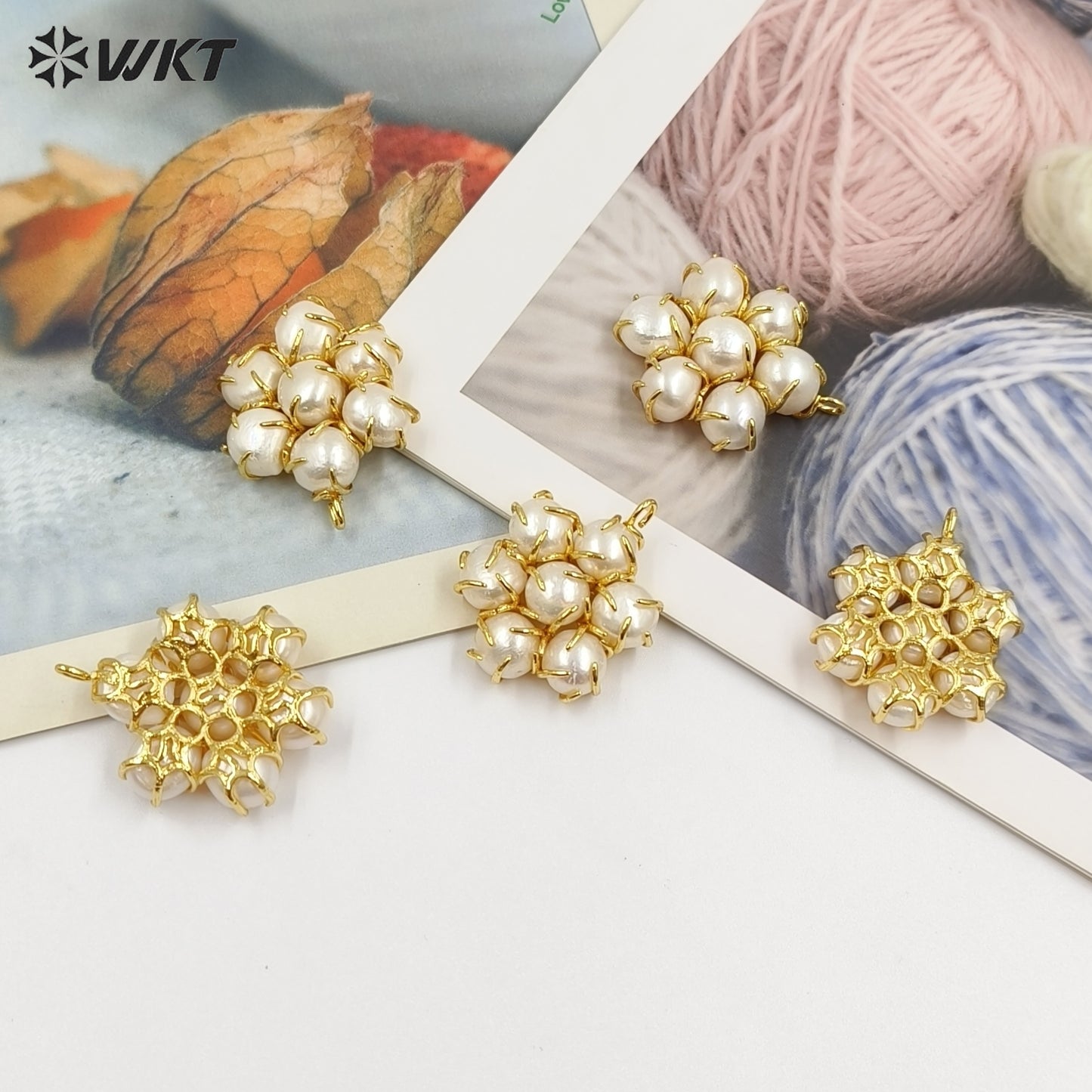 WT-JP489 Beautiful 18K Gold Plated Natural Freshwater Pearls Decorated Flower Shape Pendant For Female Necklaces Making