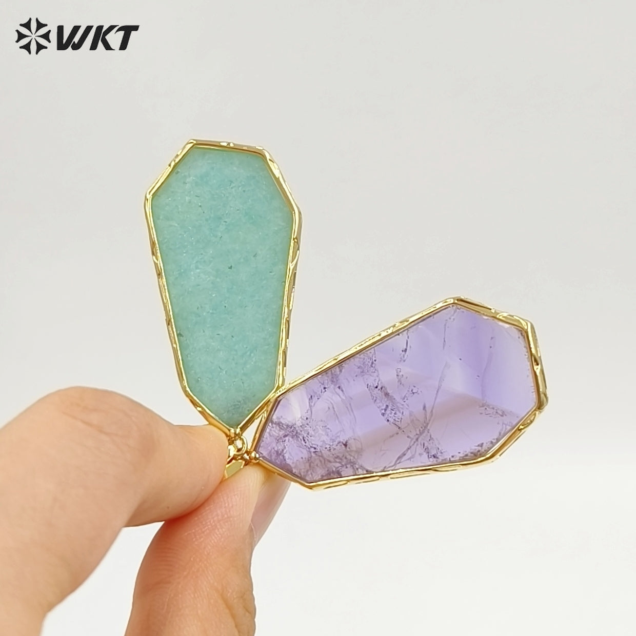WT-P2127 Wholesale Gold Electroplated Natural Labradorite And Amazonite Stone Geometric Pendants For Lady Necklace Design