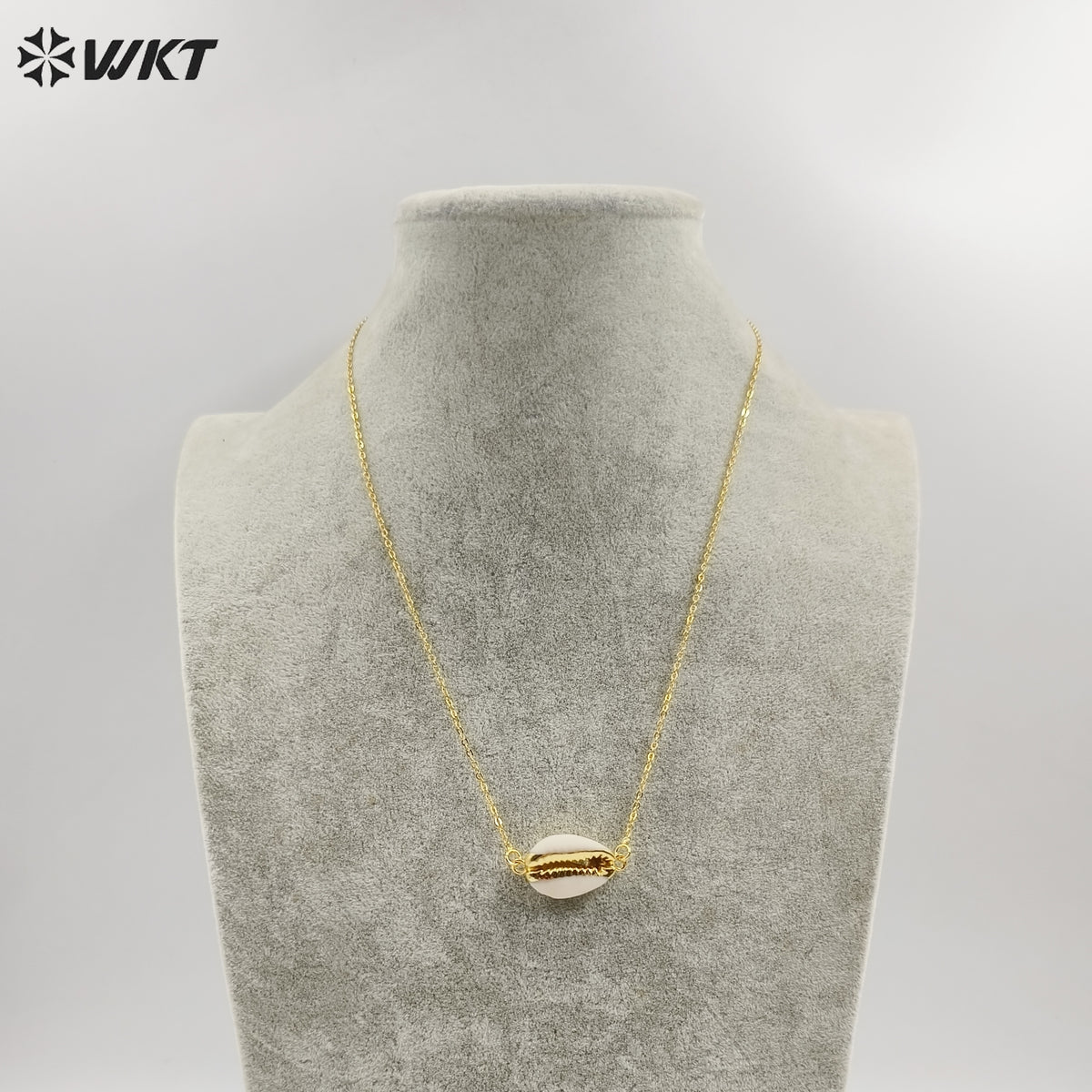 WT-N712 Fashion Jewelry Wholesale Lovely Tiny Cowrie Shell Necklace and 24k Gold Plated Fashion Tiny Cowry Shell Necklace