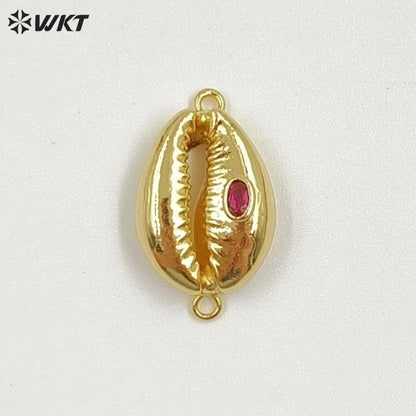WT-P2131 Popular Fashion Gold Plated Cowrie Shell And Zircon Pendant With Double Hoops As Lady Bracelet Jewelry Accessory