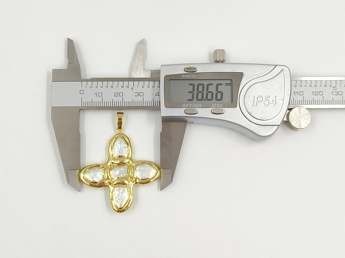 WT-JP444 Popular Design 18K Gold Plated Five Natural Freshwater Pearls Cross Pendant For Handmade Jewelry Accessories