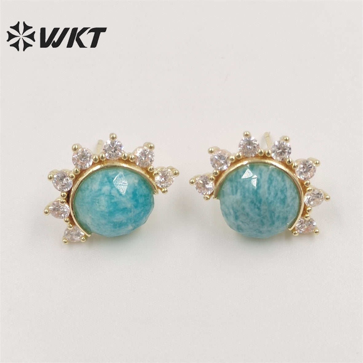 WKT-E671 WKT New Design Fashion Micropaved Cubic Zircon Round Stone Eye Studs Charming Natural Faceted Stone Earring Studs