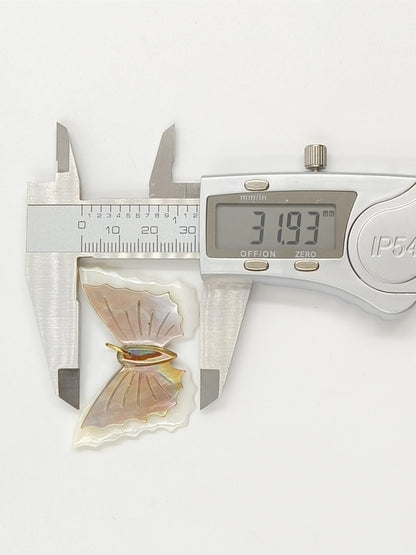 WT-JP462 High Quality Colorful Double Layers Natural Shell Butterfly Shape Gold Pendants For Lady Gifts DIY Accessories