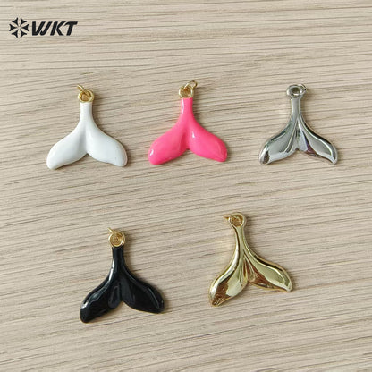 WT-MP325 Newest Lovely Gold Electroplated Ocean Series Yellow Brass And Zircon Fishtail Shape Little Pendants For Necklace DIY