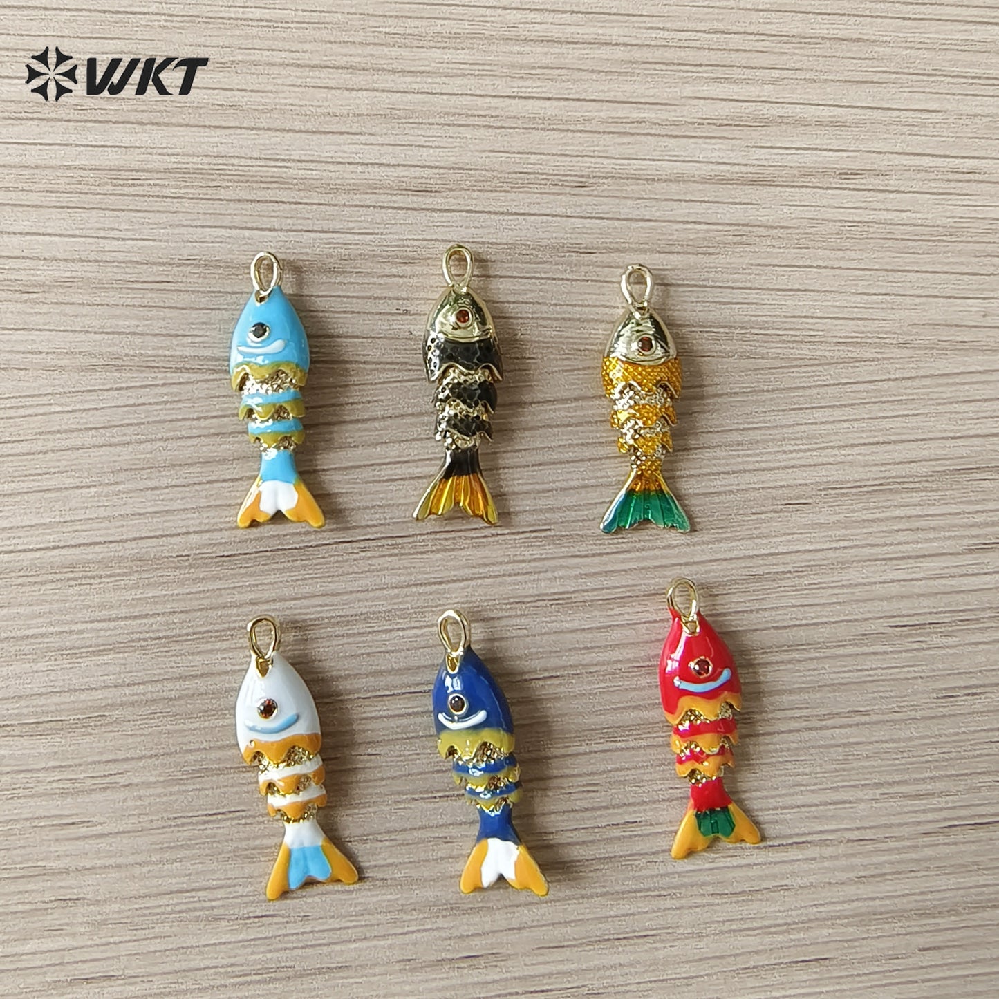 WT-MP322 High Quality Ocean Series Multi Designs Yellow Brass Gold Electroplated Metal Fish Shape Pendants As Jewelry Findings