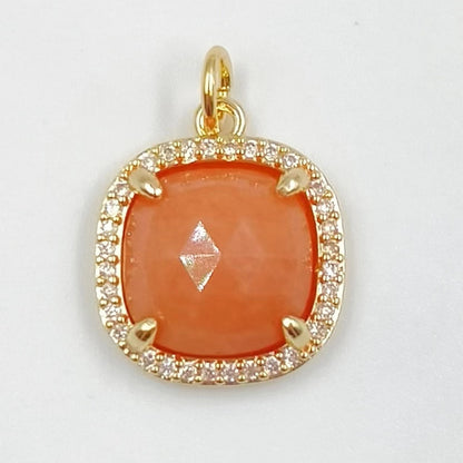 WT-MP268 Newest Vintage Style Ball Shaped Cubic Zircon Stone for Bracelet Design Women Gold Bezel Square Shaped Pendant