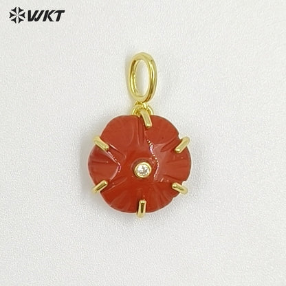 WT-P2121 Delicate Gold Plated Zircon And Natural Gemstones Carved Flower Shape Little Pendants For Girls Fashion Necklace Design