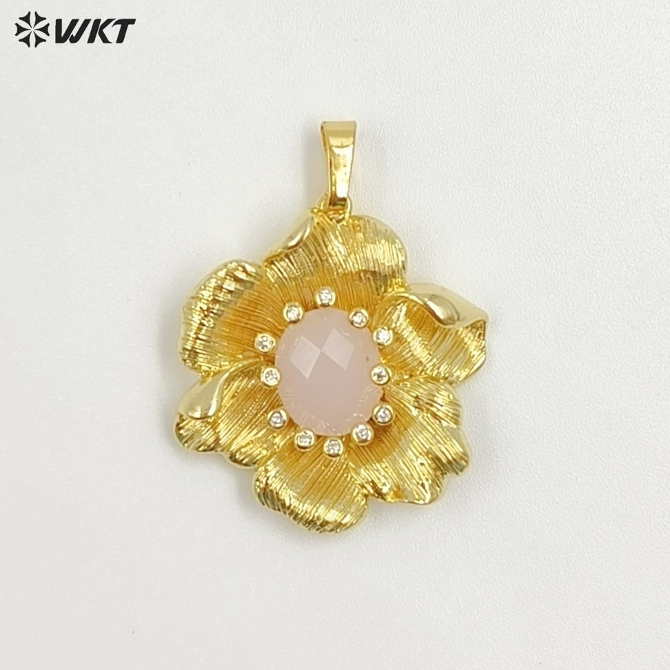 WT-P2049 Amazing Gold Plated Zircon And Multi Colors Natural Gemstones Flower Shape Pendants For Necklace Making Findings