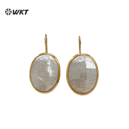 WT-MPE186 High Quality Simple Classic 18K Gold Plated Mabe Shell Oval Crack Earrings For Women Daily Matching Accessory