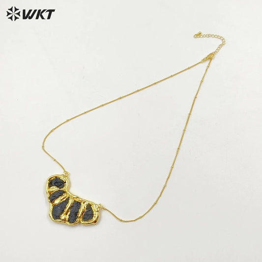 WT-N1476 New Design Popular Hand Made 18k Real Gold Plated Natural Black Meteorite Stone Pendant Necklace