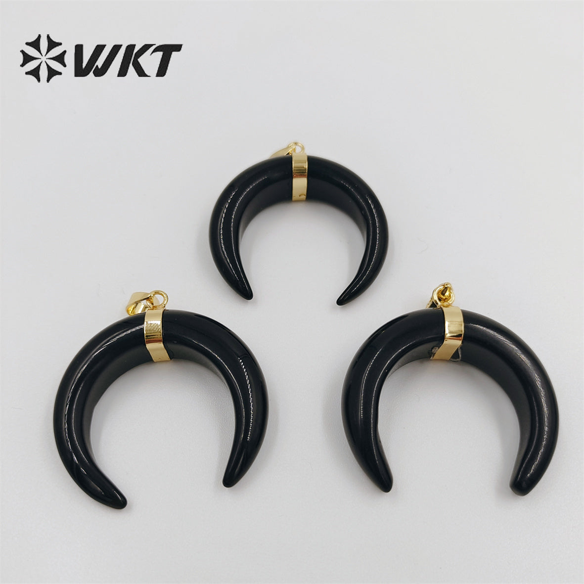 WT-P949 Newest Natural Black Obsidian Crescent Horn Moon Pendant Single Loop Gold Bezel Horn Stone Pendant