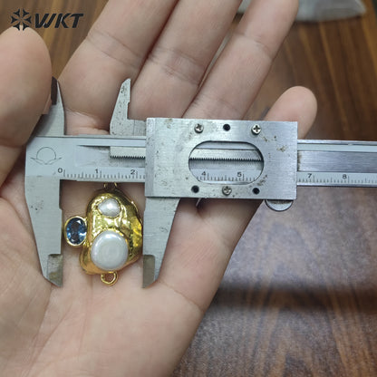 WT-PC023 New Arrival 18K Gold Plated Pearl And Various Colors Zircon Connector With Double Hoops For Women Bracelets Making