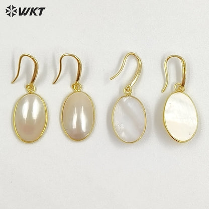 WT-MPE183 Trendy Elegant Gold Electroplated Oval Smooth Mabe Shell Women Earrings For Friend Good Quality Jewelry Gifts