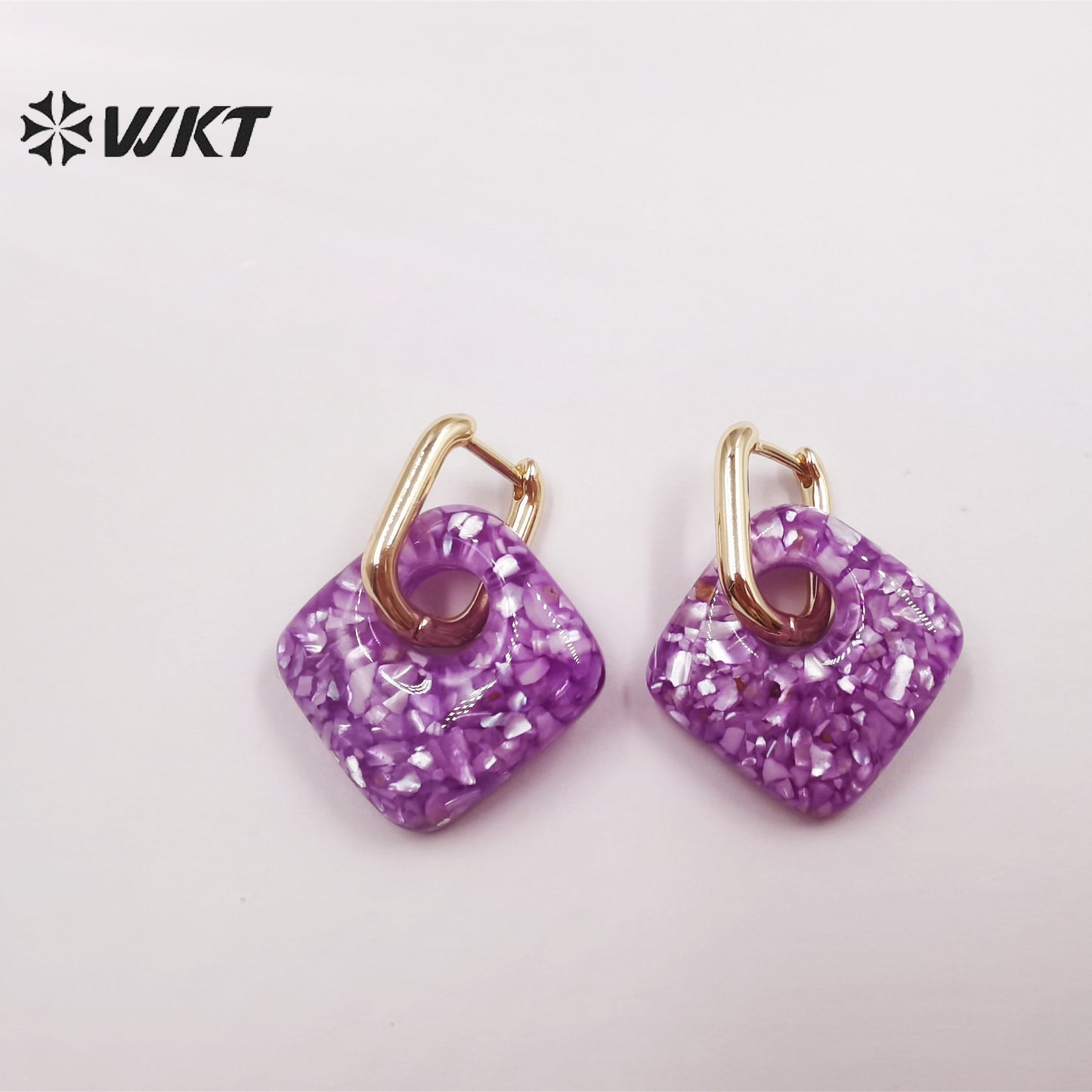 WT-MPE073 European and American Earrings Cute Small Shell Enamel Earrings Colorful square Pendant 18k Gold-plated Earrings