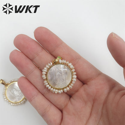 WT-JP256 New Design the God of Mother Virgen Maria Shell Pendant Fashion Gold Bezel White Round Amen Madrededios Pendants