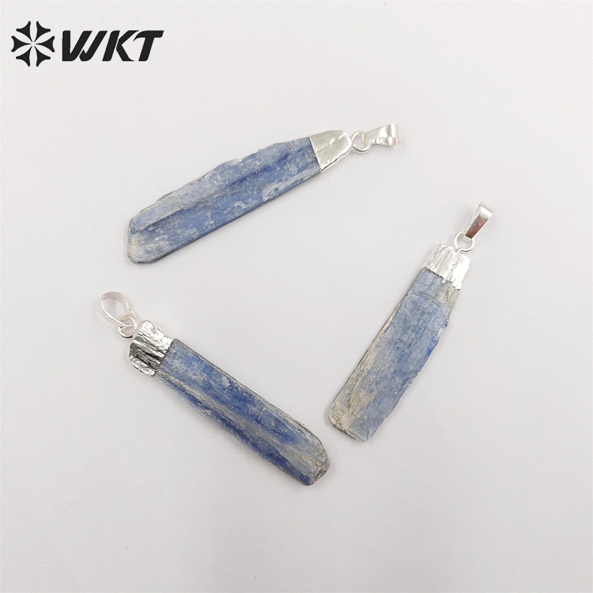 WT-P500 Beautiful Natural Raw Blue Kyanite Pendants with Gold Electroplated on Top