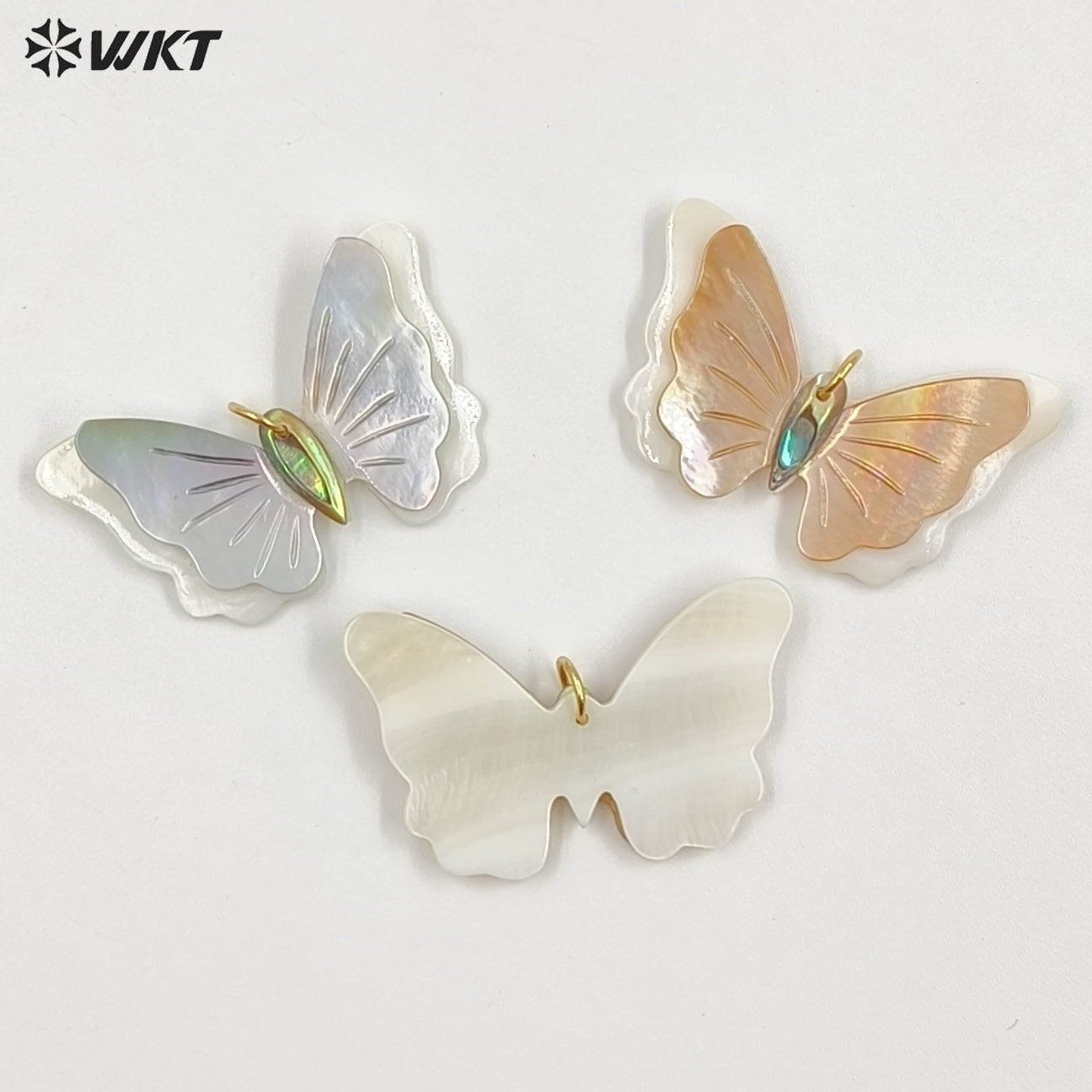 WT-JP458 Popular Exquisite Gold Plated Colorful Natural Shell Butterfly Shape Pendants For Women Charm Necklace DIY Design