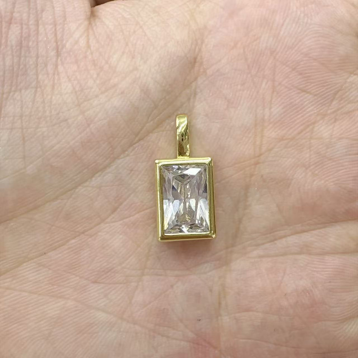 WT-MP334 High Quality Wholesale Round Square Heart Shape White Zircon Tiny Gold Pendants As Handmade Jewelry Accessories