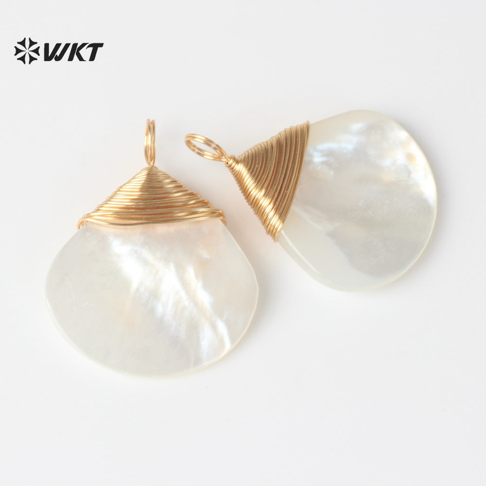 WT-JP443 Newest Sales Handmade Winding Wire Triangle Fan Shape White Shell Charm Pendants For Earrings Jewelry Accessories